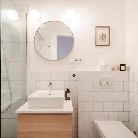 Bpr Scandi - Designer At Kiraly Street With Ac * Budapest