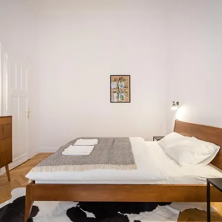 דירה Bpr Scandi - Designer At Kiraly Street With Ac